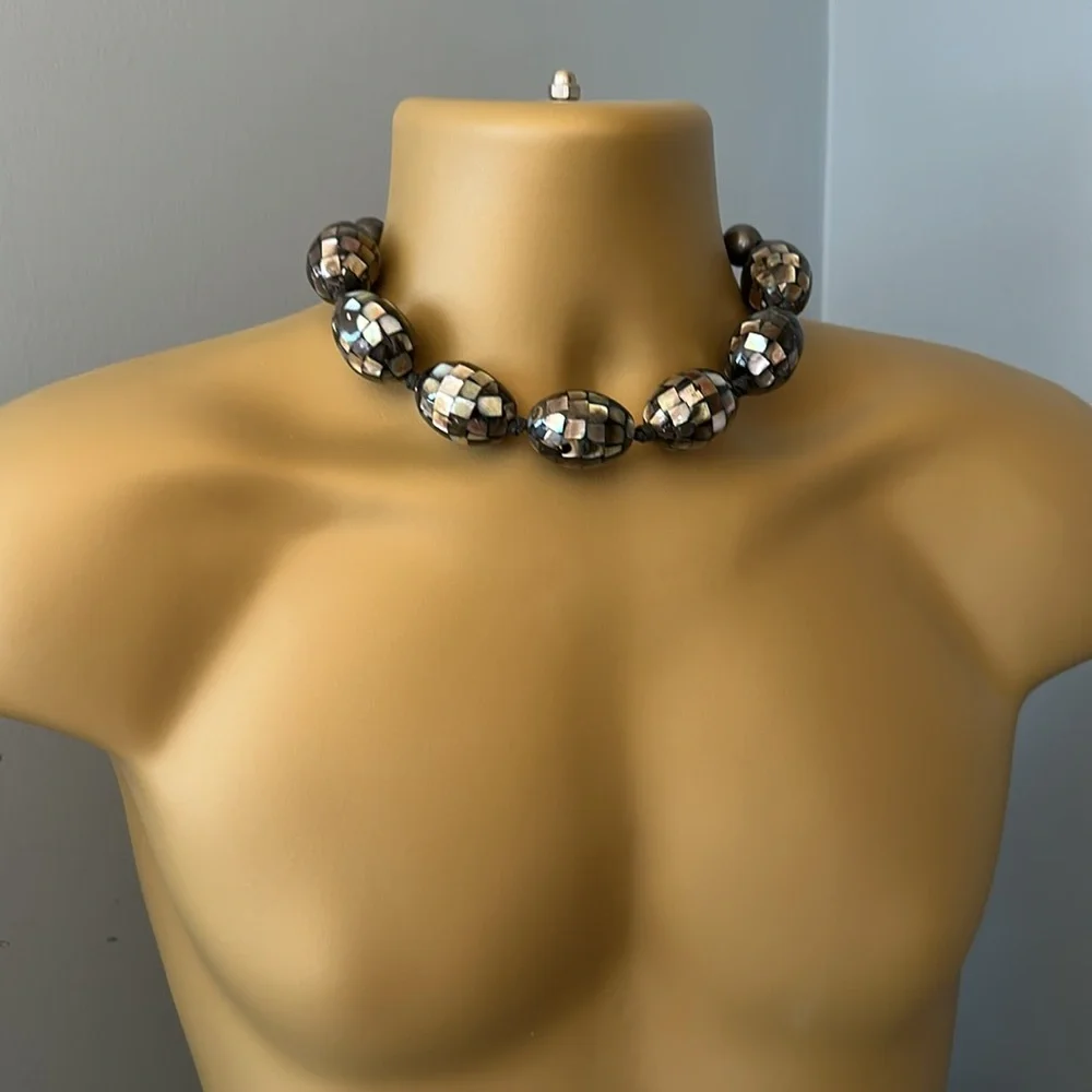 Bold Modernist Collar Necklace